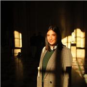 Laureata in lettere classiche impartisce lezioni private e aiuto compiti di latino, greco, italiano e storia a studenti di medie e liceo